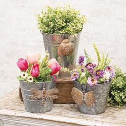 Resin Bug Plant Hanger