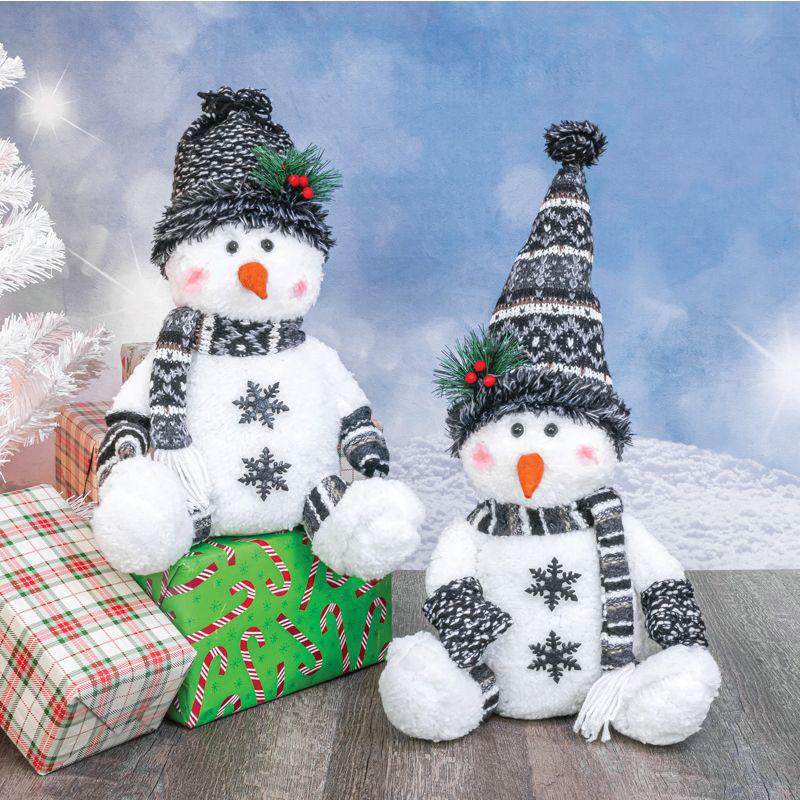 Cozy Snowman Sitter