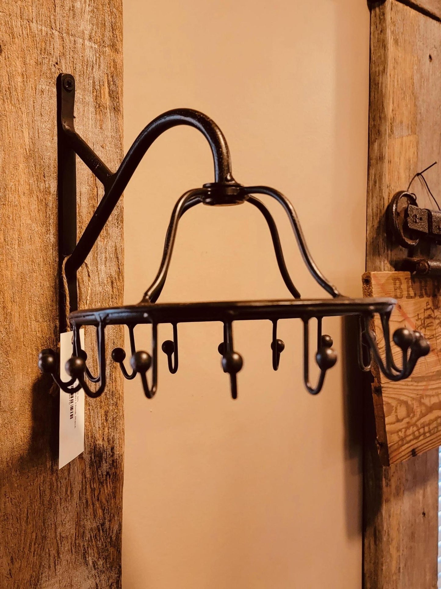 Spinning Sixteen Hook Rack