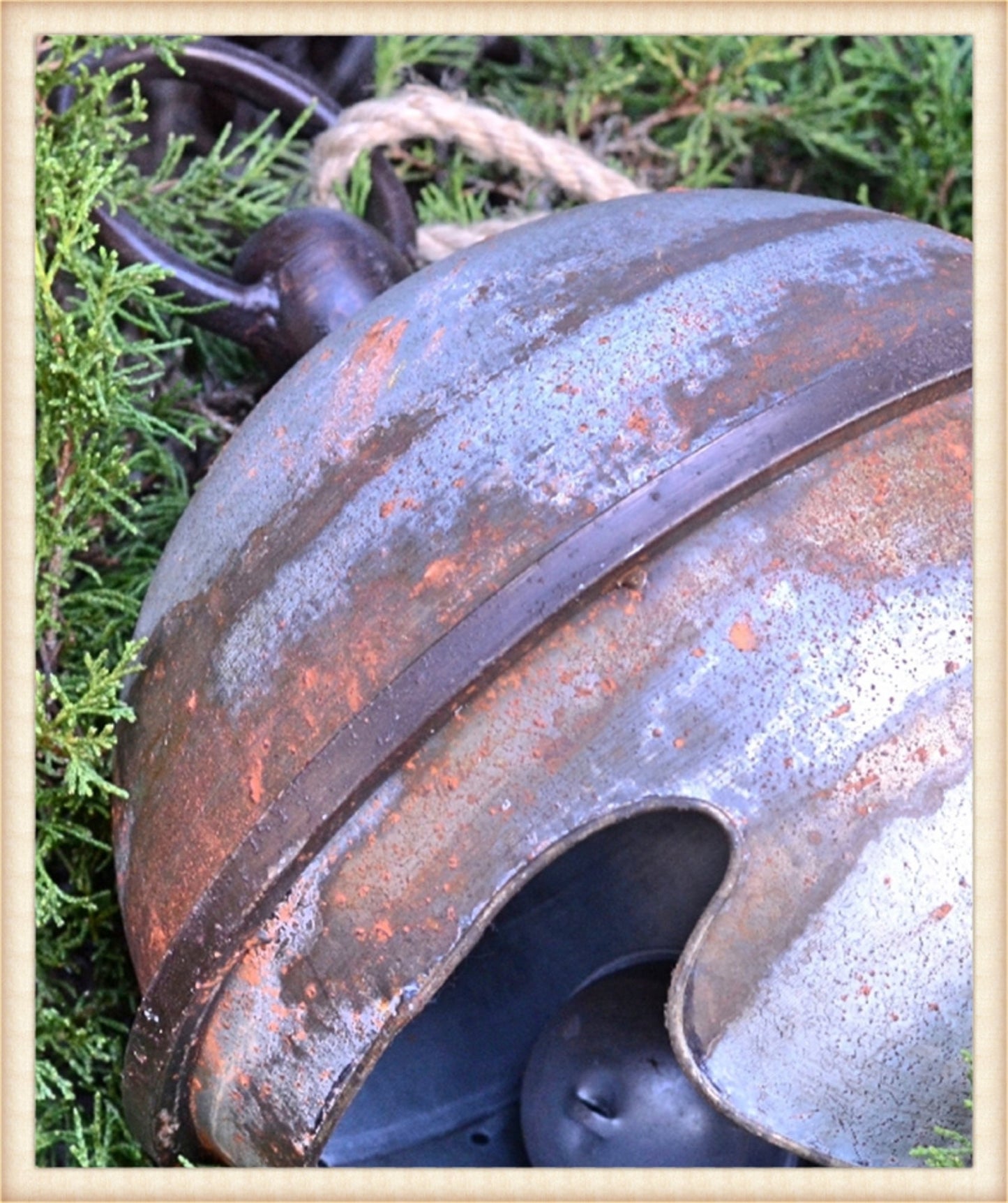 Large Distressed Jingle Bell