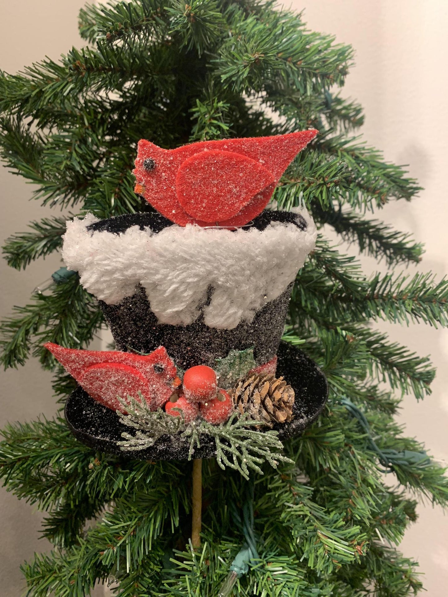 Top Hat With Cardinals Pick