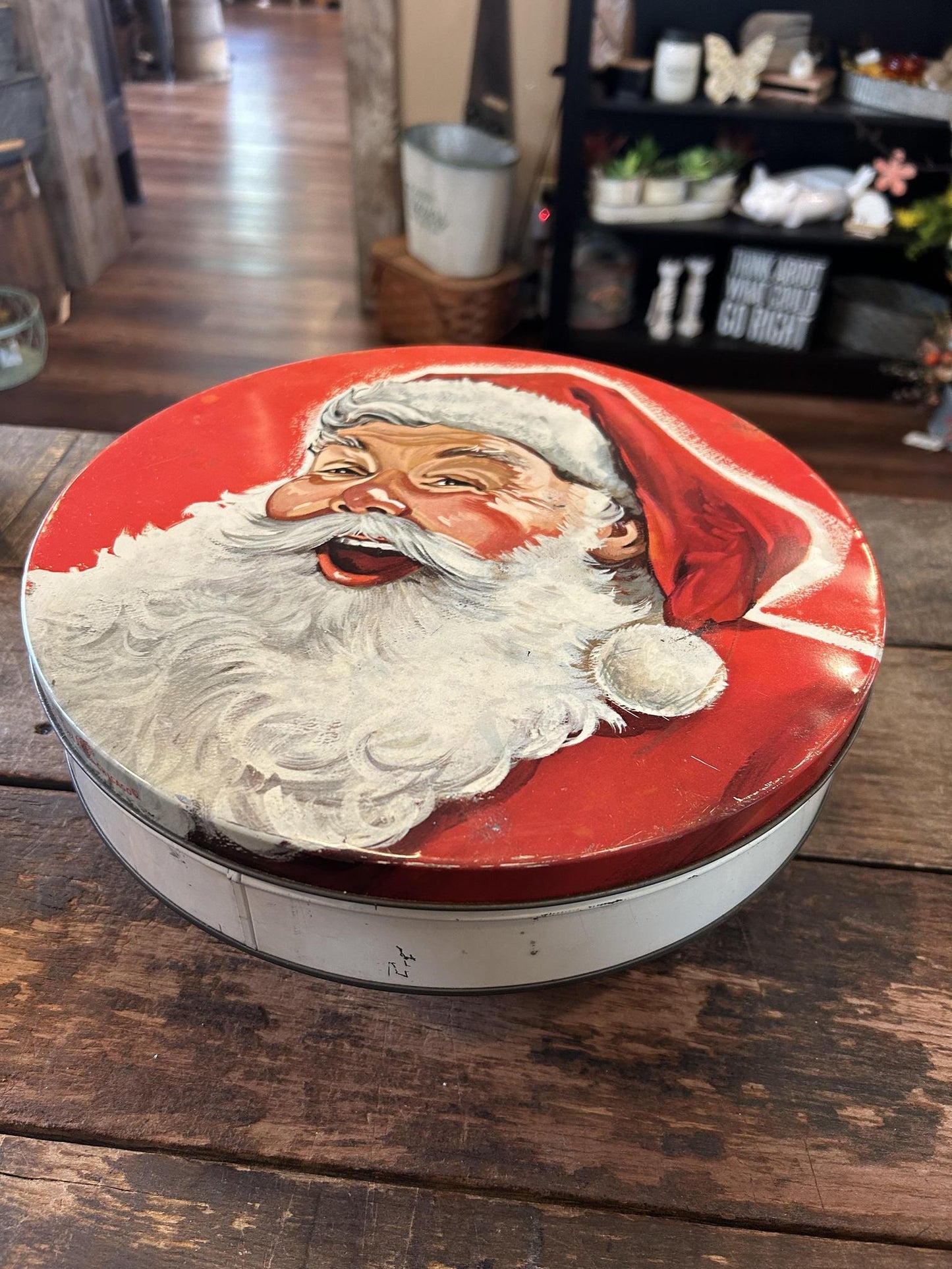 Vintage Mrs. Stevens Candies Chicago Santa Christmas Tin