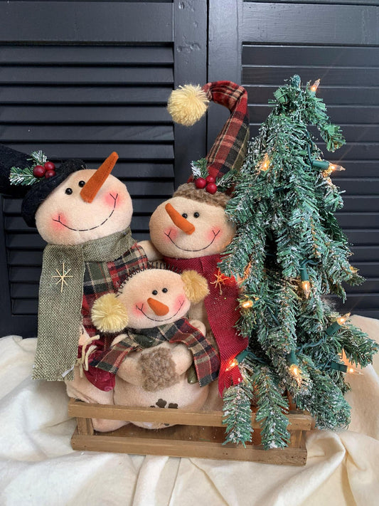 Frosty Days Snowman Family