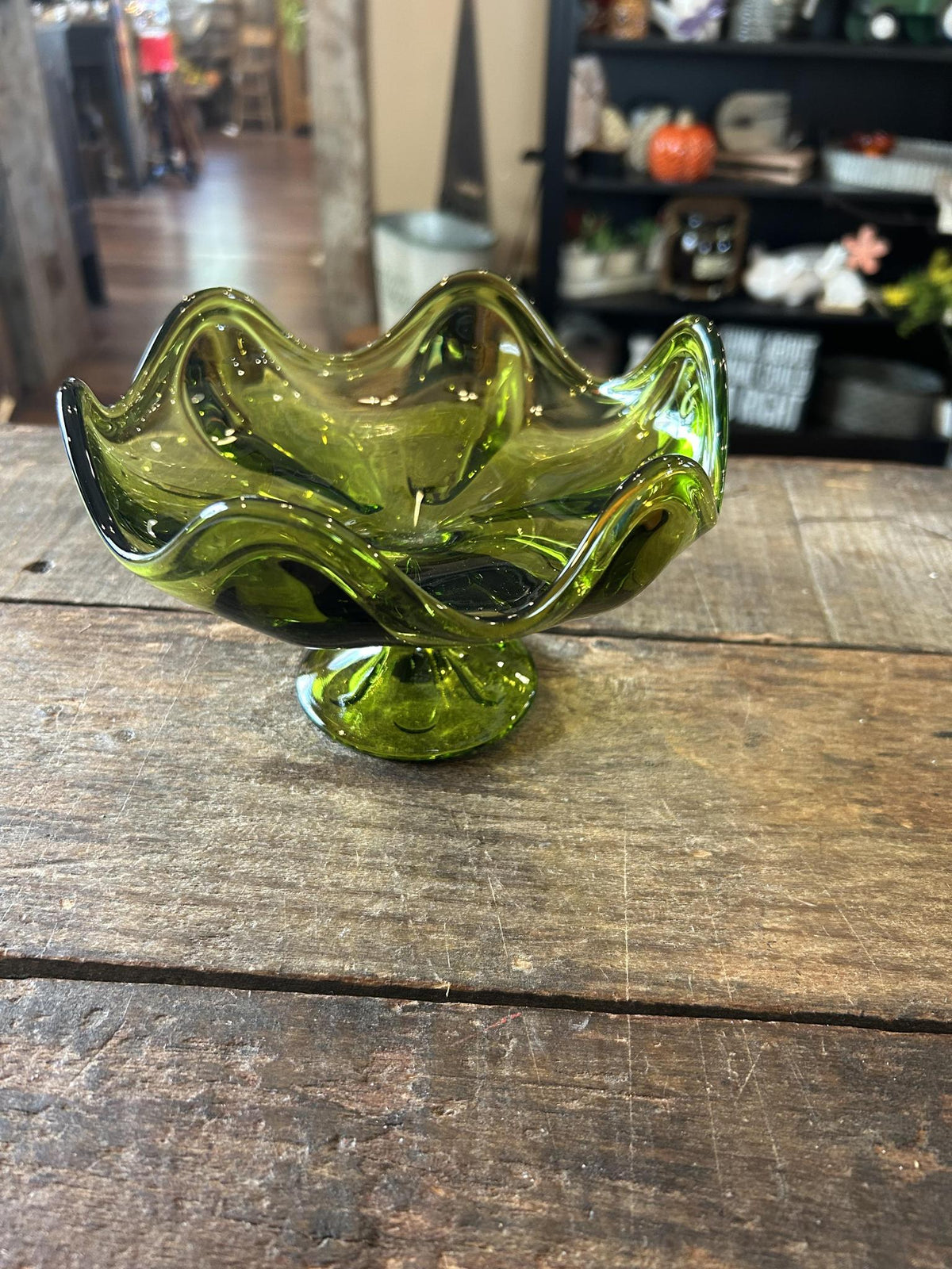 Viking Glass Epic 6-Petal Compote Bowl