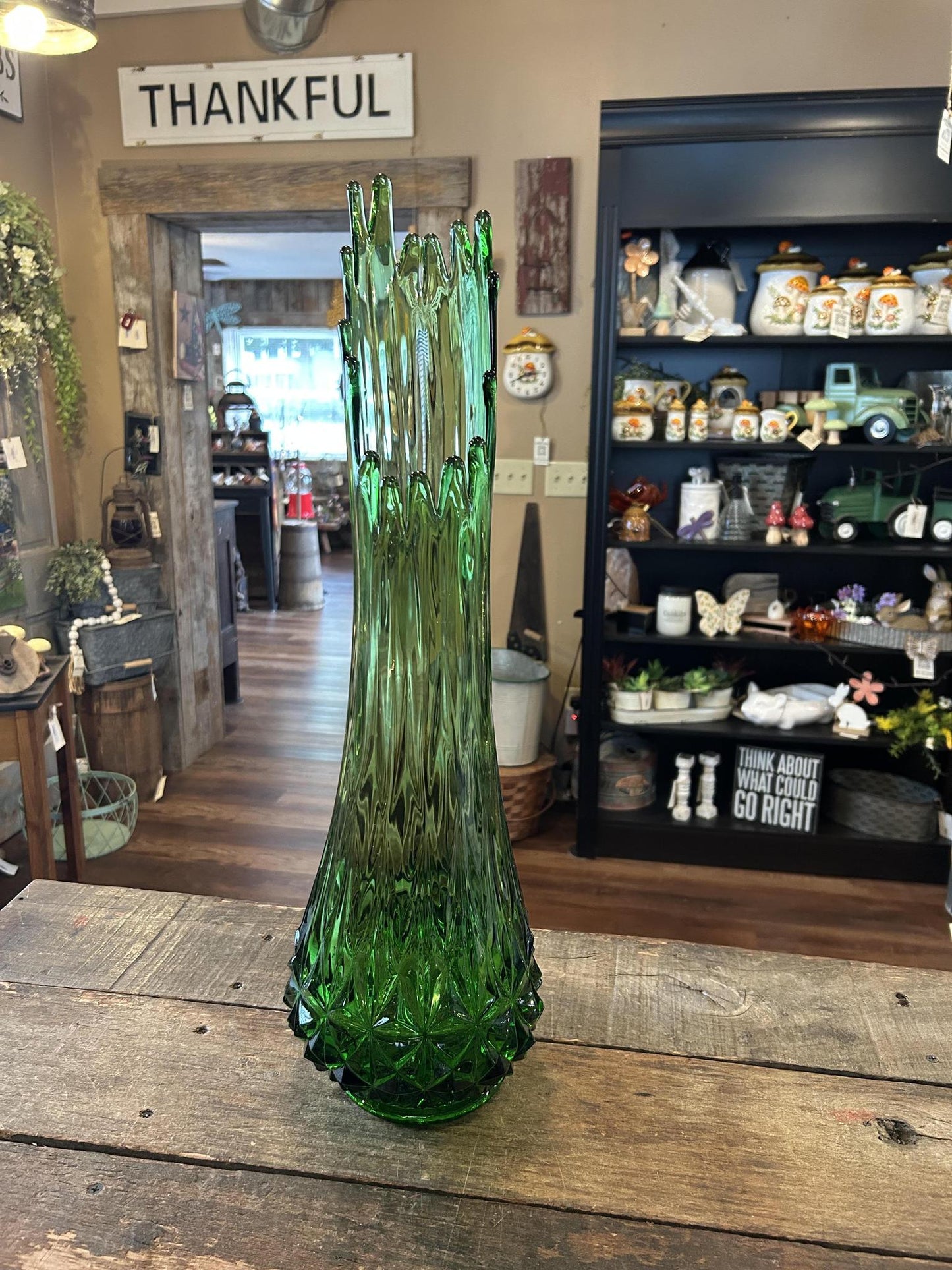 Simplicity Fat Bottom Avocado Green Swung Glass Vase L.E. Smith Glass Company